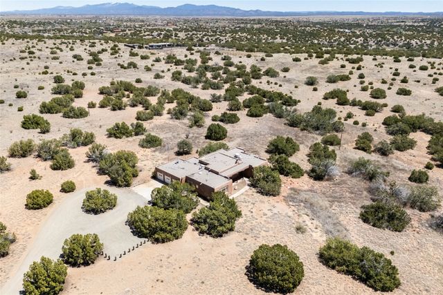 15 Coyote Trail, Santa Fe, NM 87508