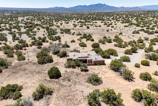 15 Coyote Trail, Santa Fe, NM 87508