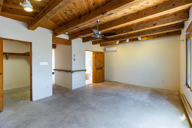 15 Coyote Trail, Santa Fe, NM 87508