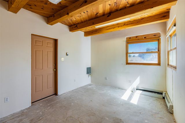 15 Coyote Trail, Santa Fe, NM 87508