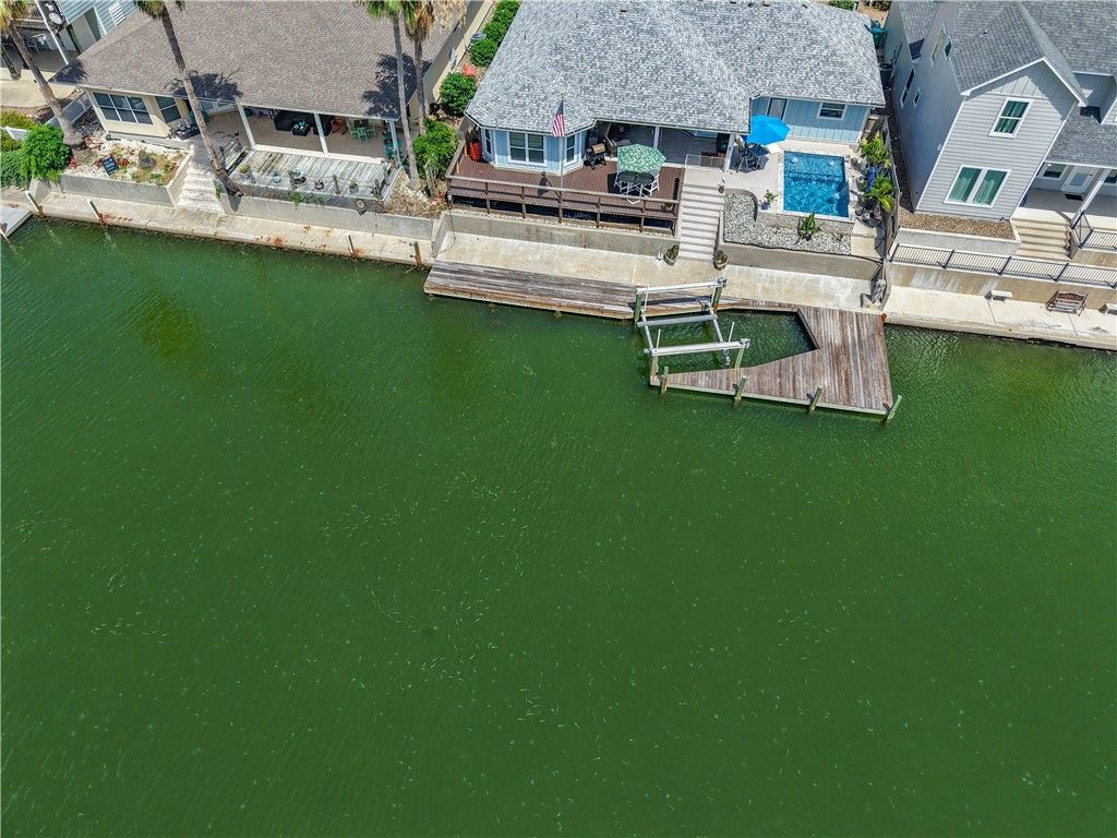 126 Sea View Dr, Aransas Pass, TX 78336 — photo 3