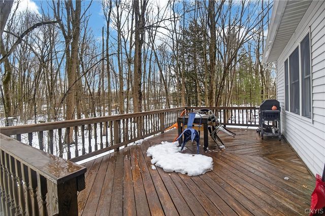 1810 Harborview Drive, Vienna, NY 13308