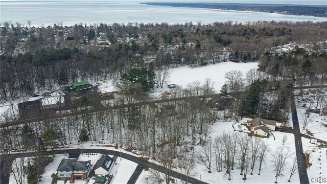 1810 Harborview Drive, Vienna, NY 13308