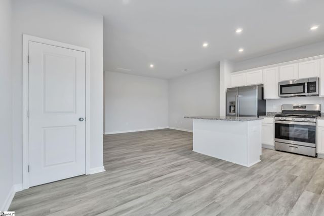 106 Randwick Lane, Greer, SC 29651