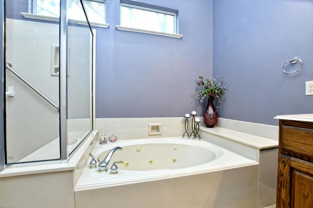 106 Nighthawk WAY, Georgetown, TX 78633