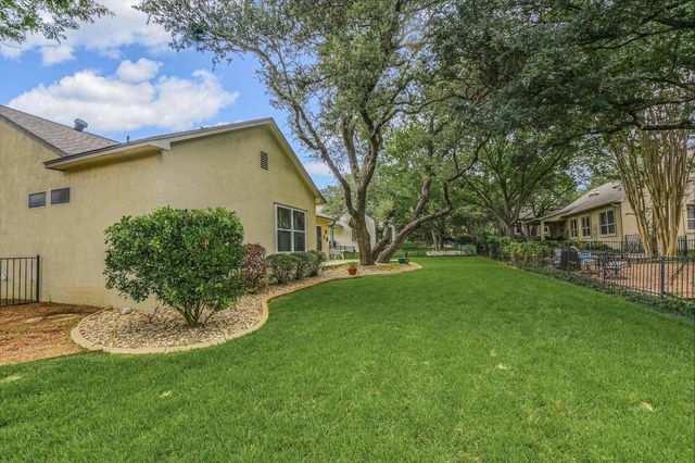 106 Nighthawk WAY, Georgetown, TX 78633