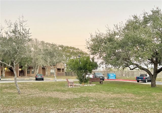 7122 Premont Dr F202, Corpus Christi, TX 78414