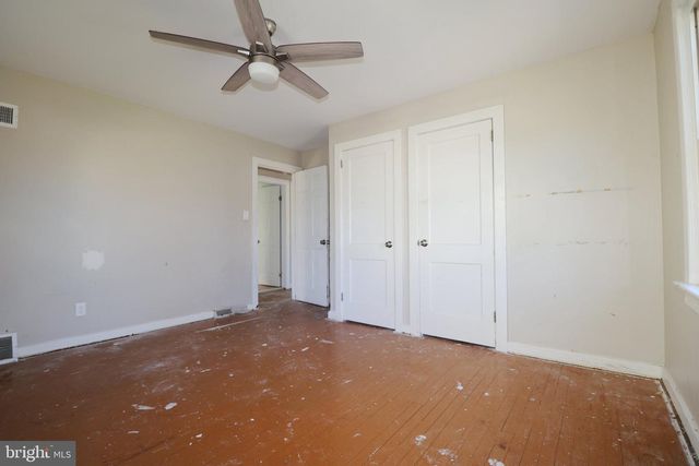 10 WATTS AVE, Burlington, NJ 08016