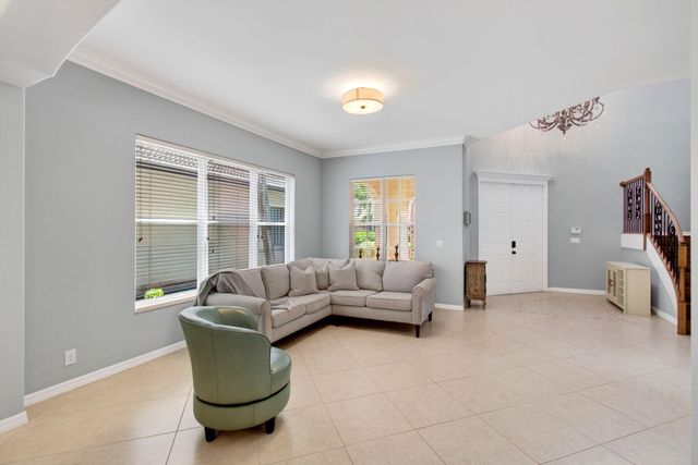 1183 Canyon Way, Wellington, FL 33414