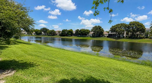 1183 Canyon Way, Wellington, FL 33414