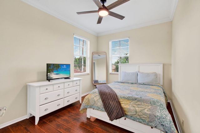 1183 Canyon Way, Wellington, FL 33414