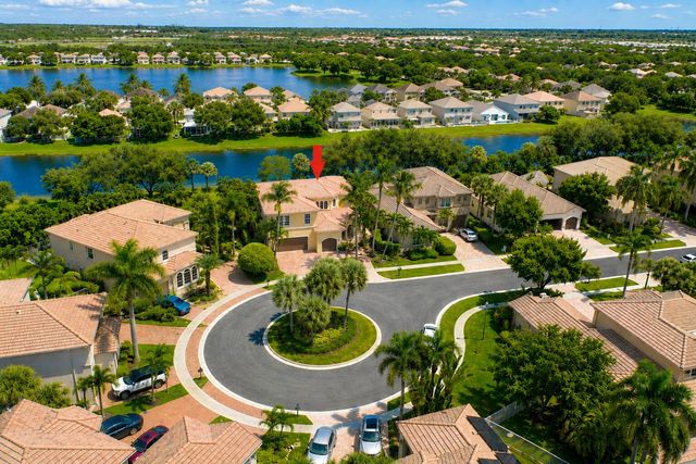 1183 Canyon Way, Wellington, FL 33414