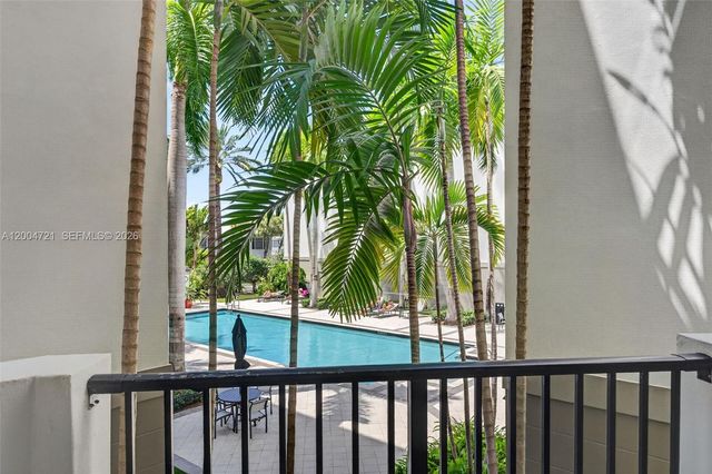 2401 NE 65th St 205, Fort Lauderdale, FL 33308