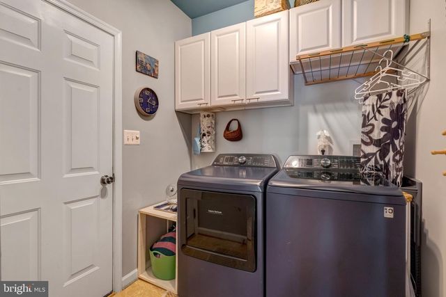 10090 TUMMEL FALLS DR, Bristow, VA 20136