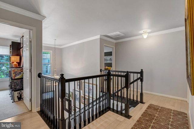 10090 TUMMEL FALLS DR, Bristow, VA 20136