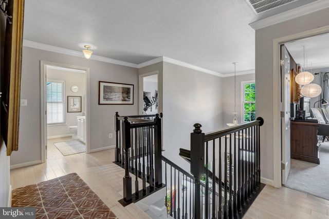 10090 TUMMEL FALLS DR, Bristow, VA 20136