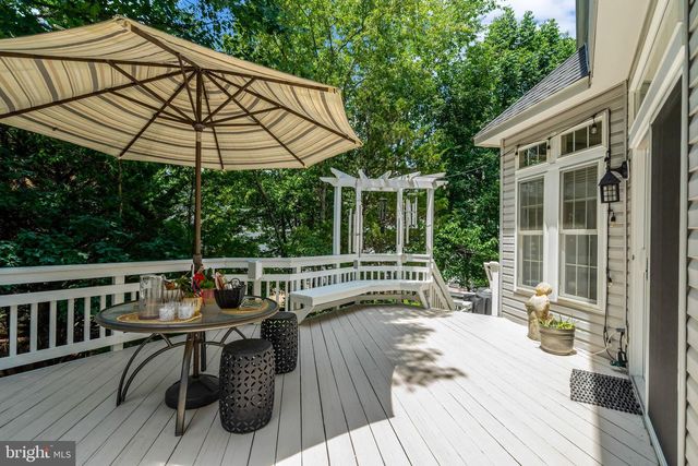 10090 TUMMEL FALLS DR, Bristow, VA 20136