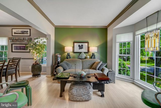 10090 TUMMEL FALLS DR, Bristow, VA 20136