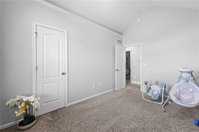 11331 Yecker Avenue, Kansas City, KS 66109