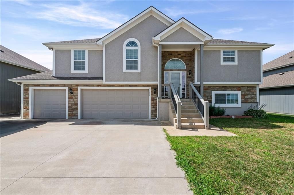 11331 Yecker Avenue, Kansas City, KS 66109