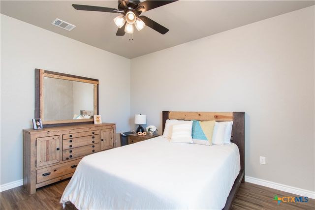 7213 Greenfield Drive, Temple, TX 76502