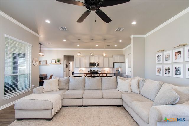 7213 Greenfield Drive, Temple, TX 76502