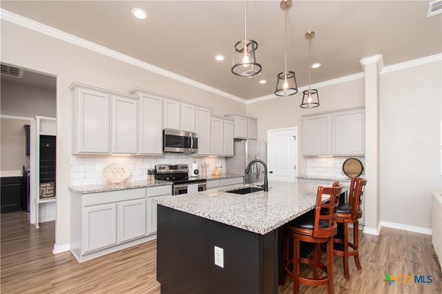 7213 Greenfield Drive, Temple, TX 76502