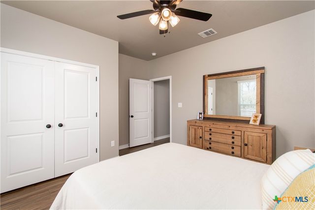 7213 Greenfield Drive, Temple, TX 76502