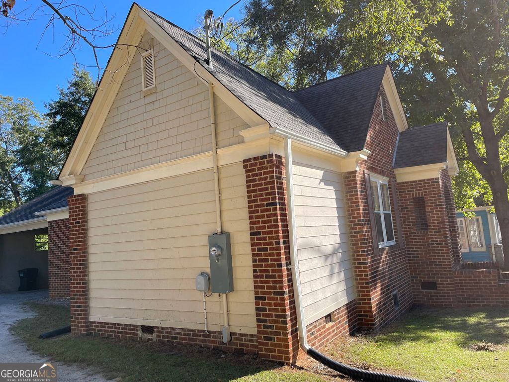 227 S Oliver Street, Elberton, GA 30635 — photo 4