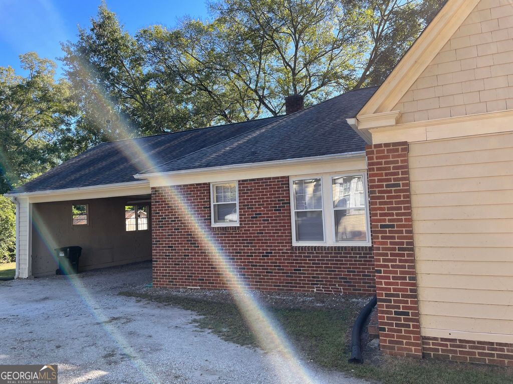 227 S Oliver Street, Elberton, GA 30635 — photo 5