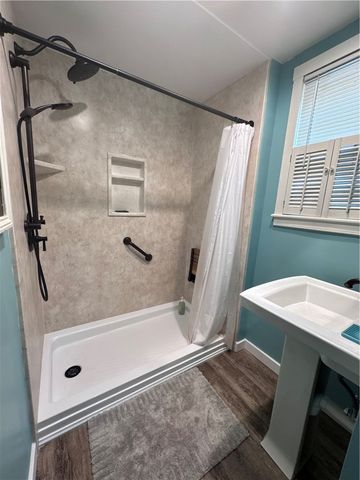 26 Perry Street 1, Newport, RI 02840