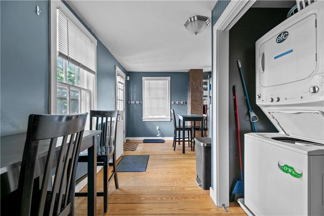 26 Perry Street 1, Newport, RI 02840