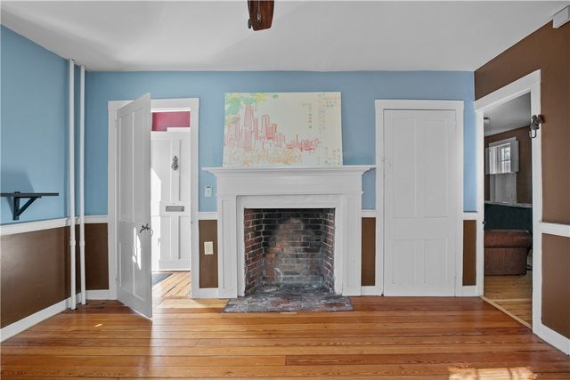 26 Perry Street 1, Newport, RI 02840