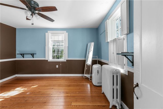 26 Perry Street 1, Newport, RI 02840