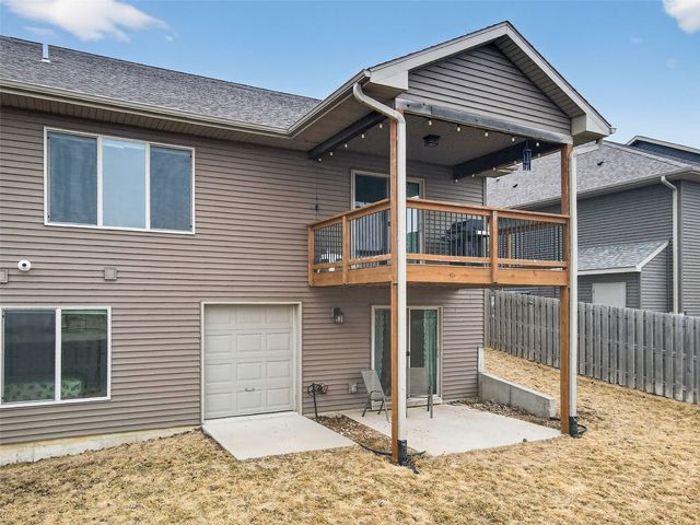 614 Croell Avenue, Tiffin, IA 52340