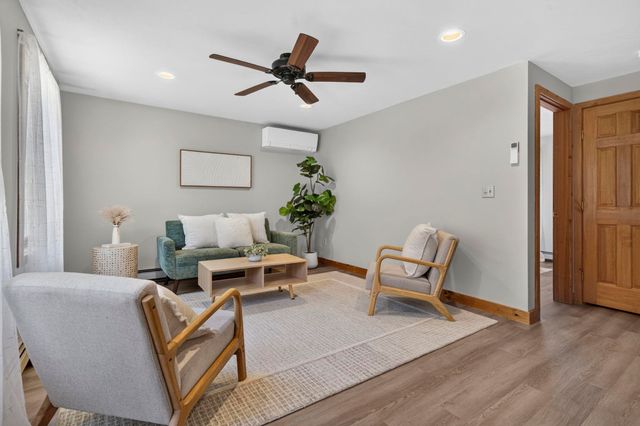 211 Mount Delight Road, Deerfield, NH 03037