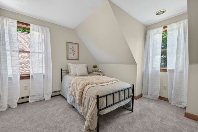 211 Mount Delight Road, Deerfield, NH 03037