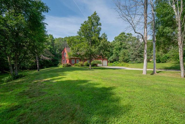 211 Mount Delight Road, Deerfield, NH 03037