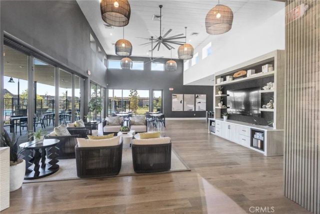 15936 Sparrow Court, Fontana, CA 92336