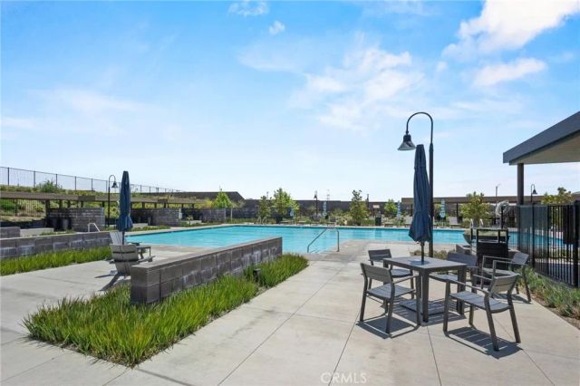 15936 Sparrow Court, Fontana, CA 92336