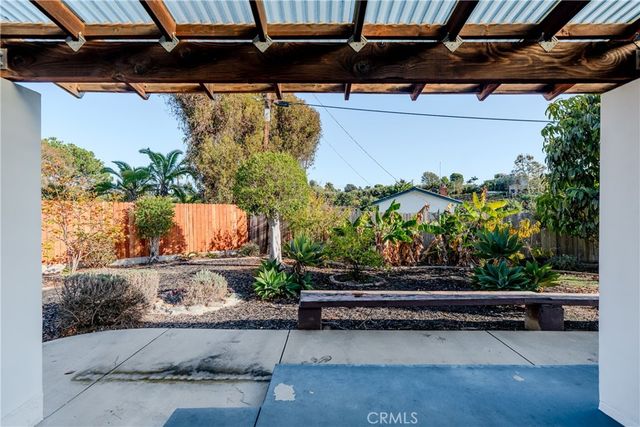 2207 Golden Circle, Newport Beach, CA 92660