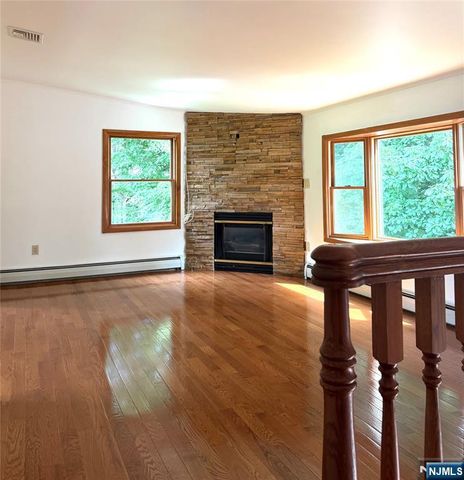 16 Argus Street, Butler Borough, NJ 07405