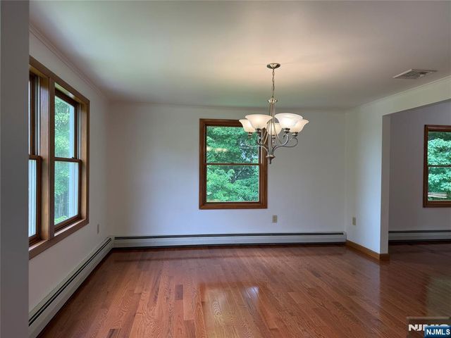 16 Argus Street, Butler Borough, NJ 07405
