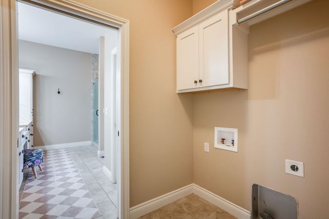 1413 N Shadow Rock Drive, Andover, KS 67002