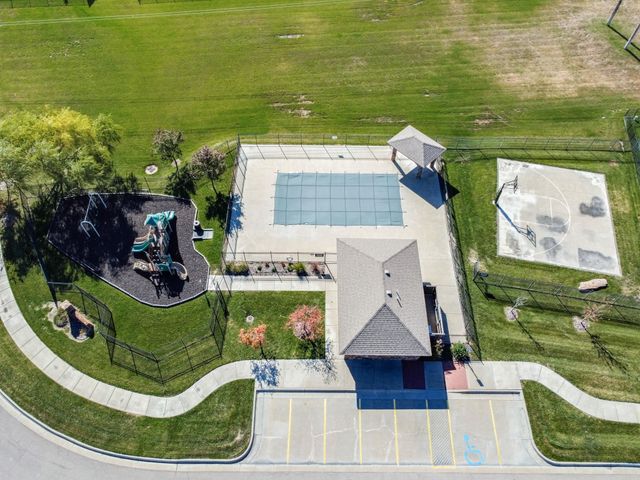 1413 N Shadow Rock Drive, Andover, KS 67002