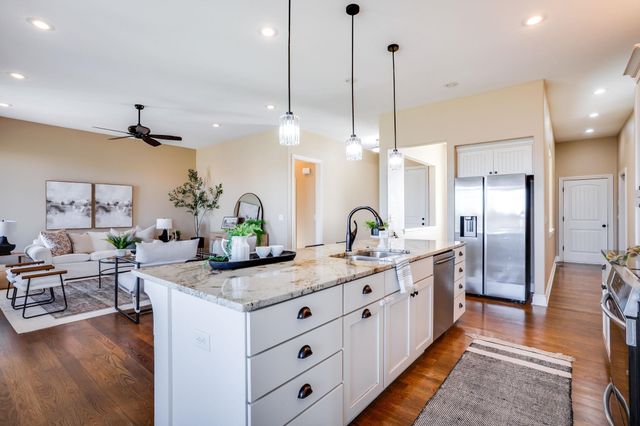 1413 N Shadow Rock Drive, Andover, KS 67002