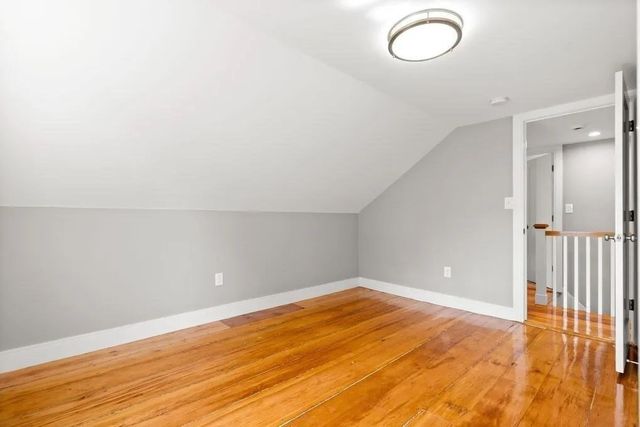 54 Main St 201, Topsfield, MA 01983