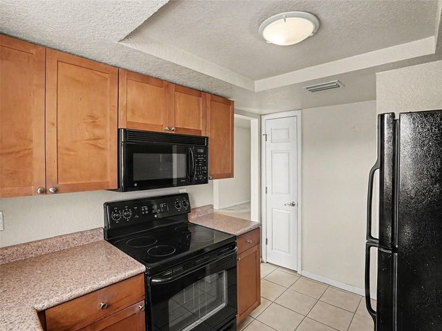 216 LEWFIELD CIR 216, Winter Park, FL 32792