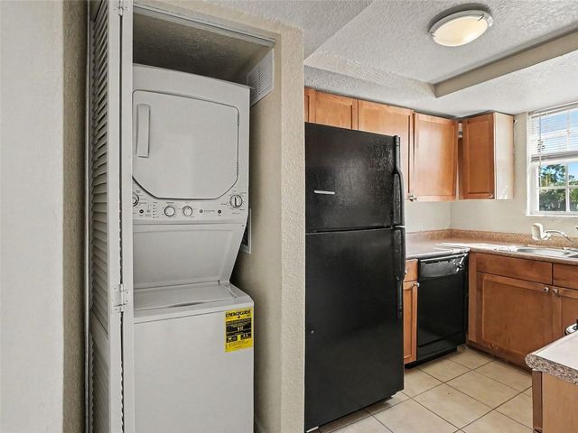 216 LEWFIELD CIR 216, Winter Park, FL 32792