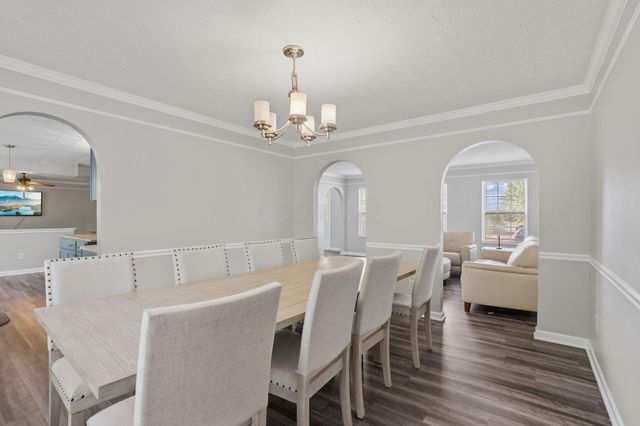 8168 Slate Ridge Boulevard, Reynoldsburg, OH 43068